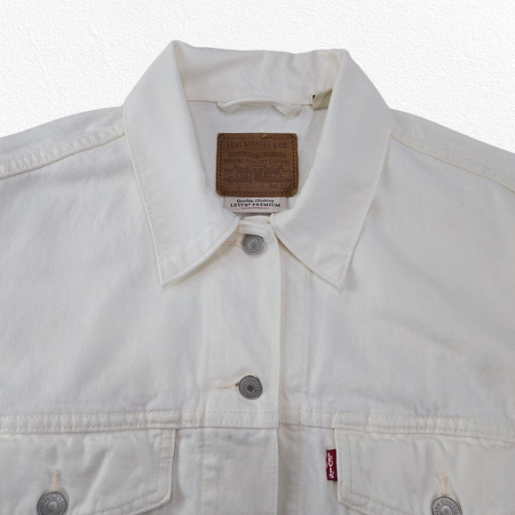 Levi’s White Denim Trucker Jacket NWT Graphic 90s Birthday Trucker Size Large - Picture 2 of 16